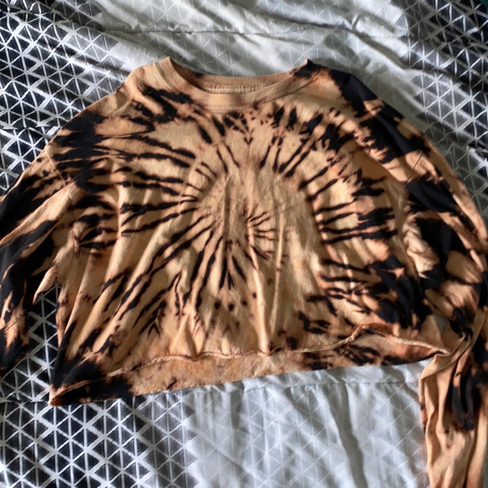 Cropped Long Sleeve